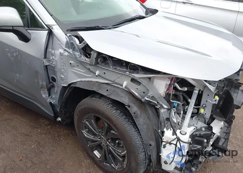 2024 Toyota Rav4 Hybrid Xle Premium from USA, damaged, VIN JTMB6RFV8RD147493